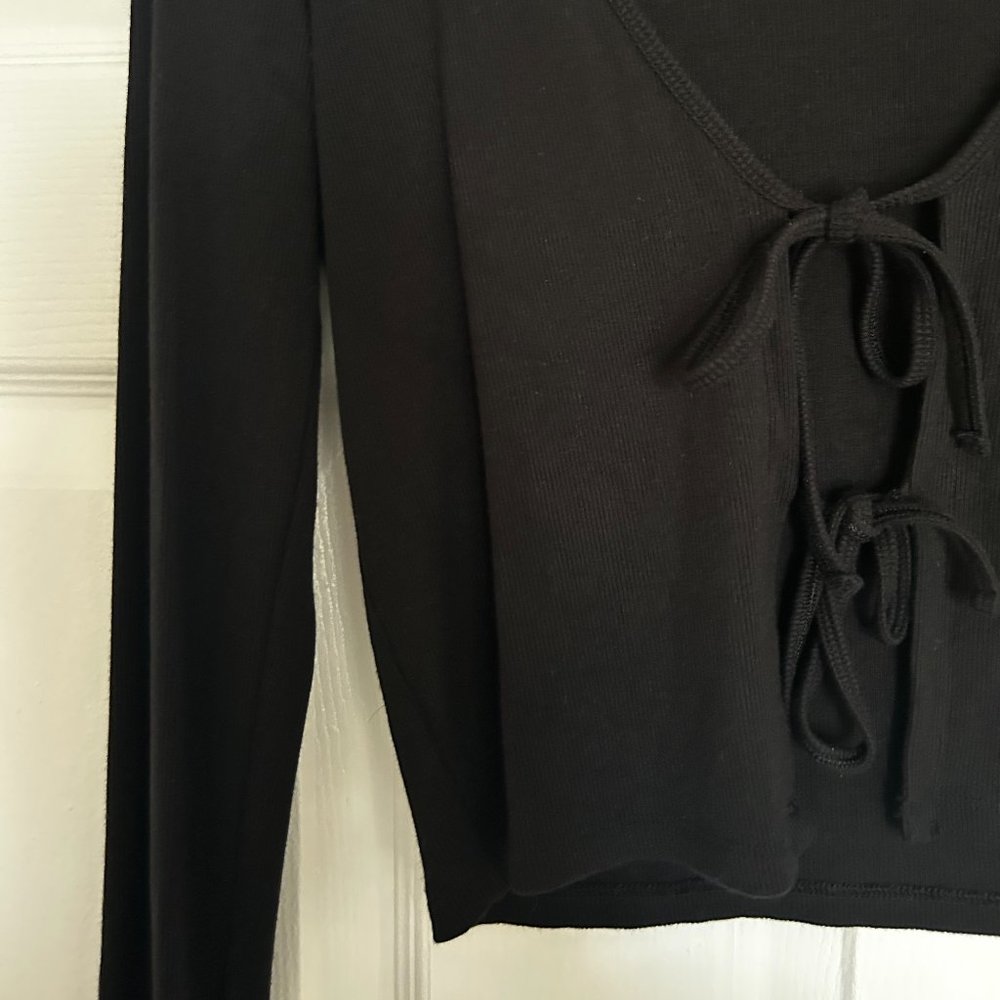 Aritzia Open Front Tie Long Sleeve - Size Small
